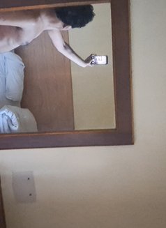 Jit - masseur in Guwahati Photo 10 of 12