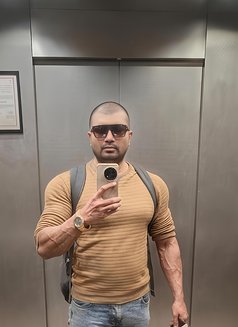 Jiten Sandy - Male escort in Pune Photo 1 of 1