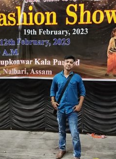Jitjyn - Male escort in Kolkata Photo 4 of 4