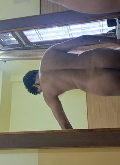 Jitu - masseur in Bhubaneshwar Photo 8 of 9