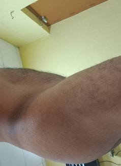 Jitu - masseur in Bhubaneshwar Photo 9 of 11