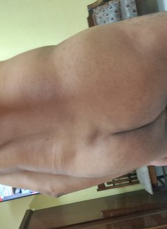 Jitu - masseur in Bhubaneshwar Photo 10 of 11