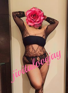 Jivita Jay housewife meet cam dirty chat - puta in Noida Photo 20 of 20