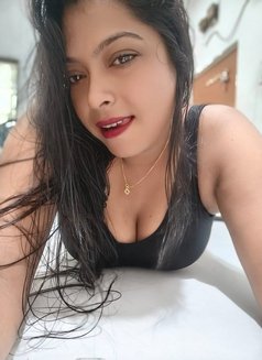 Jiya Call Girl Sarvice hyderabad madhapu - puta in Hyderabad Photo 1 of 5