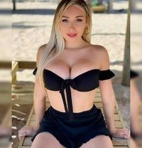 Jiya Celebrity Escorts in Jaipur - Agencia de putas in Jaipur Photo 1 of 6