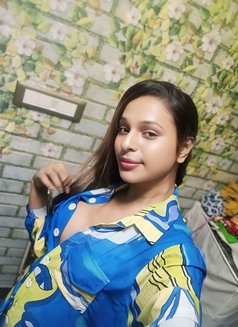 Jiya Escort Here - Transsexual escort in Kolkata Photo 5 of 6