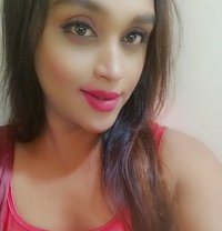 Jiya Here - Acompañantes transexual in Bangalore