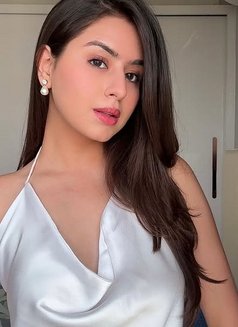 Jiya - escort in Bangalore Photo 1 of 5