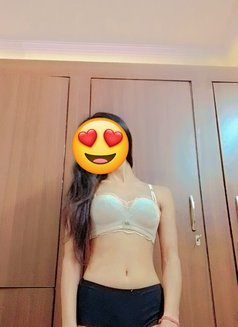 Jiya - escort in Candolim, Goa Photo 14 of 16