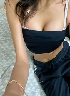 Jiya - escort in Chandigarh Photo 3 of 4