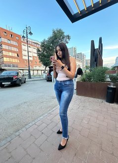 Jiya - escort in Dubai Photo 3 of 8