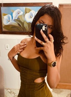 Jiya - escort in Kolkata Photo 1 of 3