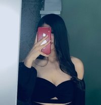 Jiya - escort in New Delhi