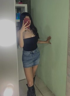 Jiya - escort in New Delhi Photo 3 of 3