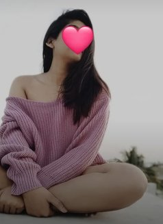 Jiya - escort in New Delhi Photo 3 of 6