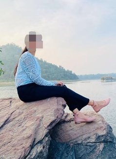 Jiya - escort in Pune Photo 4 of 7