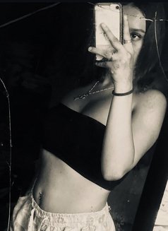 Jiya - escort in Thane Photo 3 of 3
