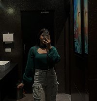 Jiya Kapoor independent - escort in New Delhi Photo 3 of 3