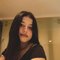 Jiya independent - puta in New Delhi Photo 1 of 3