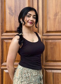 Jiya Karn - escort in Bangalore Photo 1 of 2