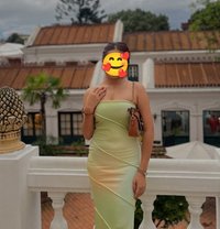 Jiya Khadka cash in hand service - puta in Kathmandu