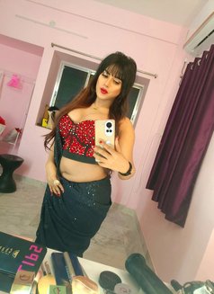 Jiya khalifa - Transsexual escort in Bangalore Photo 20 of 21