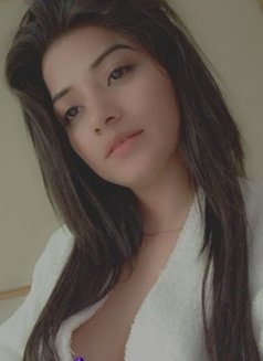 Jiya - escort in Dubai Photo 8 of 10