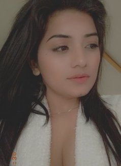 Jiya - escort in Dubai Photo 9 of 10