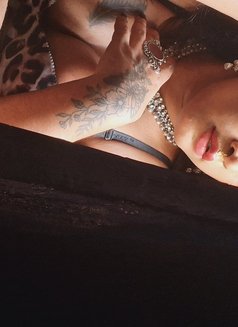Jiya Roy - Transsexual escort in Kolkata Photo 15 of 15