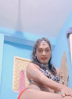 Jiya Roy - Acompañantes transexual in Kolkata Photo 4 of 8