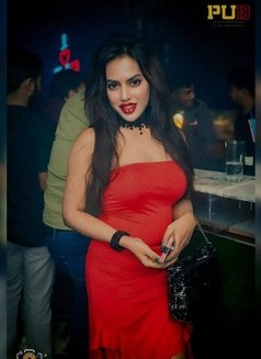 Jiya Sarker - Transsexual escort in Kolkata Photo 8 of 15