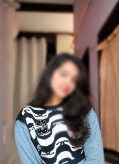 Jiya Tiwari College Girl - puta in Noida Photo 2 of 3