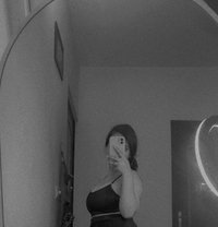 Jiya Tripathi - escort in Noida Photo 5 of 6
