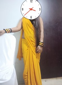 Jiyaa - puta in Mumbai Photo 1 of 3