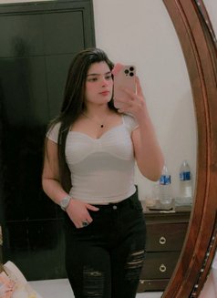 Jiyaa Model - escort in Abu Dhabi Photo 2 of 2