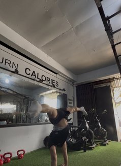 Jiyan 24 - Acompañantes masculino in Manila Photo 5 of 7