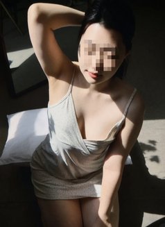 Jenna Korean Independent - puta in Seoul Photo 1 of 6