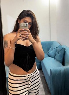 ꧁꧂ DIRECT ꧁꧂PAY TO GIRL ꧁꧂ IN HOTEL ROOM - escort in New Delhi Photo 1 of 3
