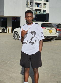 Jkay - Acompañantes masculino in Nairobi Photo 1 of 5