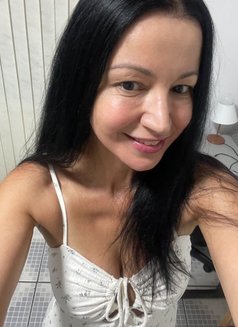 Jo Massagem São Paulo - masseuse in São Paulo Photo 3 of 4