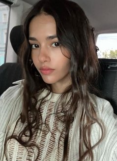 Joan - escort in Hong Kong Photo 1 of 4