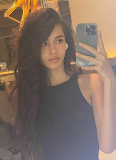 Joan - escort in Hong Kong Photo 4 of 4