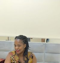 Joan - escort in Dammam