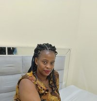 Joan - escort in Dammam