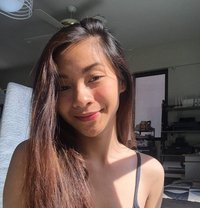 Joanah - puta in Manila