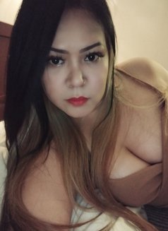 Joane - puta in Kuala Lumpur Photo 8 of 18