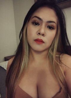 Joane - puta in Kuala Lumpur Photo 9 of 18