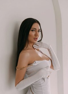 Joanna - escort in Dubai Photo 5 of 10