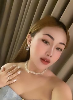 Jocelyn - escort in Bali Photo 7 of 10