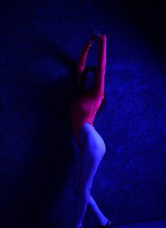 Jocelyn - escort in Dubai Photo 3 of 7